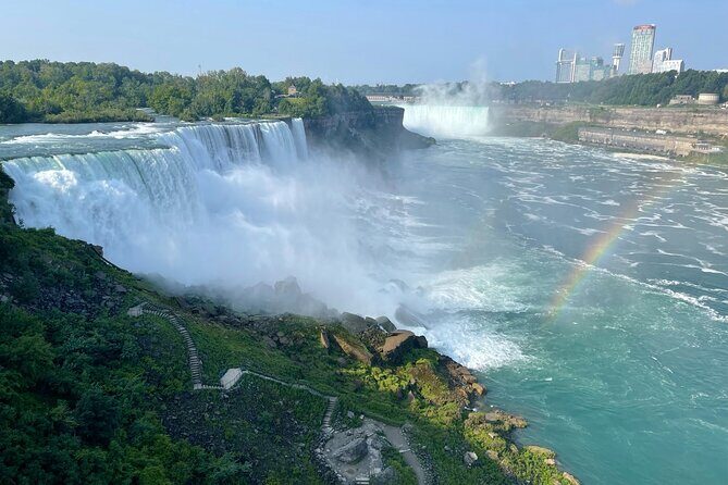 American 5pm Tour with Maid of the Mist Ticket and Guide - Maid of the Mist Ride: The Best Part, With One Wet Catch