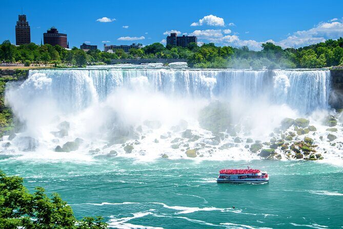 Best of Niagara Falls USA Tour with Cave & Maid of the Mist Boat - How guides shape the experience (and why names matter)