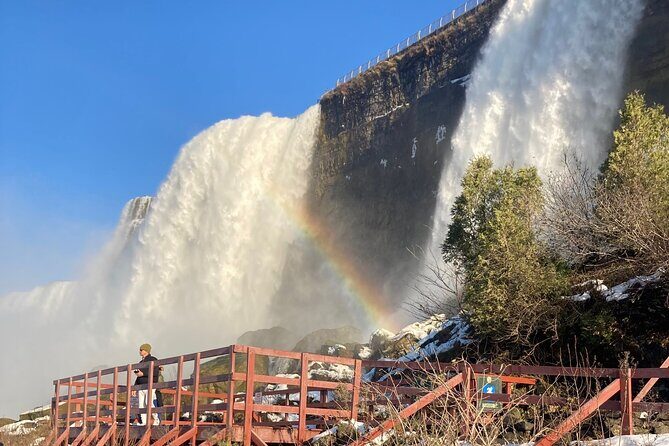 Canada/USA Incredible Wonder Tour of both sides of Niagara Falls - Stop 5: Table Rock Welcome Centre for the Best Two-Sided View