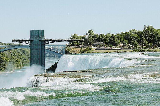 Daredevil Tour of Niagara Falls USA - Seeing All Three Falls: How the Loop Hits Horseshoe Falls Too