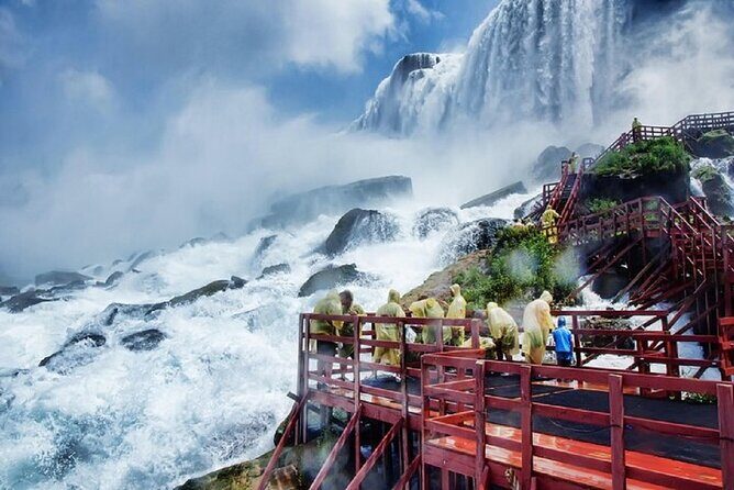 Daredevil Walking Tour with Maid of the Mist & Cave of the Winds - Cave of the Winds Timed Entry and Poncho-to-Drenched Reality
