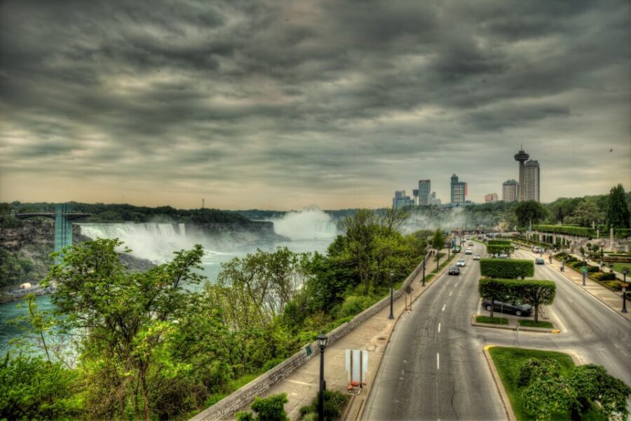 From Niagara Falls: Toronto Airport Private Transfer - Pickup at your Niagara stay: where the “easy start” happens
