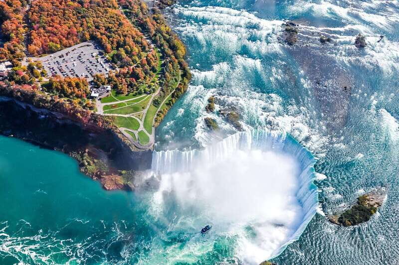 From Toronto: Niagara Falls Bus Tour with Boat Cruise - Skylon Tower: panoramic views without the hiking