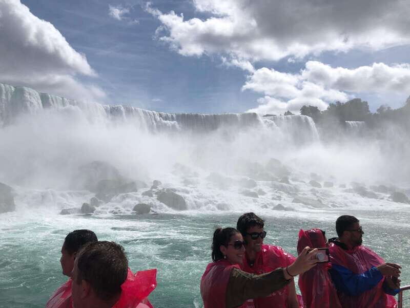 From Toronto: Niagara Falls Full-Day Tour - Niagara Falls Ontario: using your 3-hour free time wisely