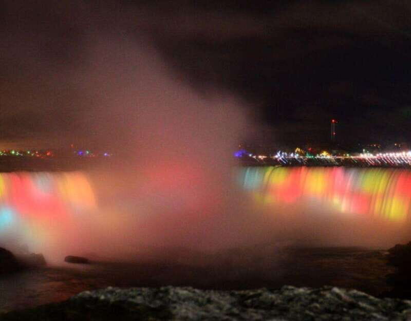 From Toronto: Niagara Falls Tour with Journey & Dinner - Practical Tips for a Smooth Winter Day