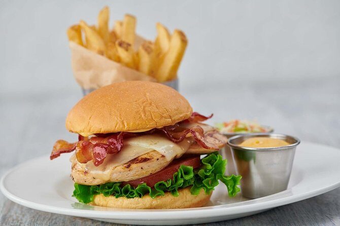 Hard Rock Cafe Niagara Falls New York - The 2-Hour Dinner Flow: What Happens After You Sit Down