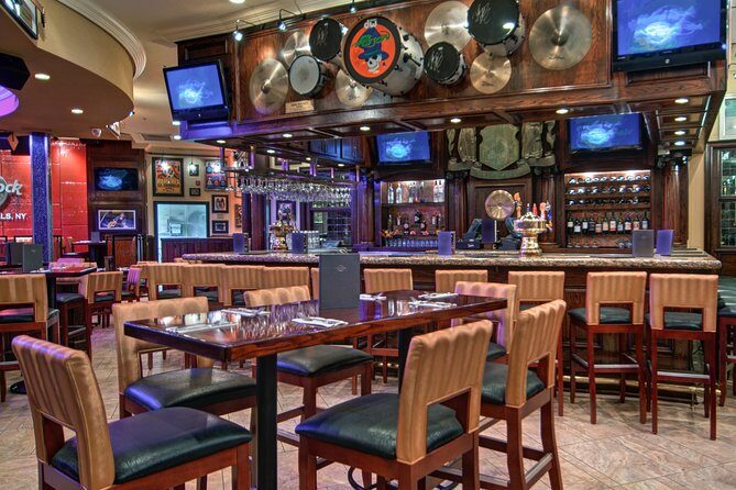 Hard Rock Cafe Niagara Falls New York - Menu Limits, Meal Confusion, and How to Protect Your Night