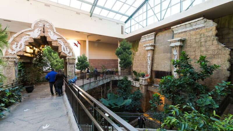 Niagara Falls, Canada: Bird Kingdom Entry Ticket - Price and value: is $18 a smart buy for Niagara?