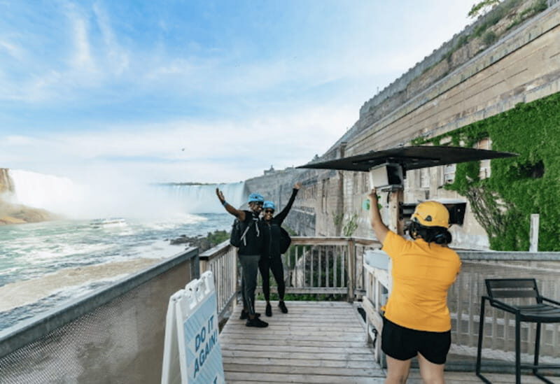Niagara Falls, Canada: Early Bird Zip Line to The Falls - Early Bird Zip Line to The Falls: The Quick Pitch