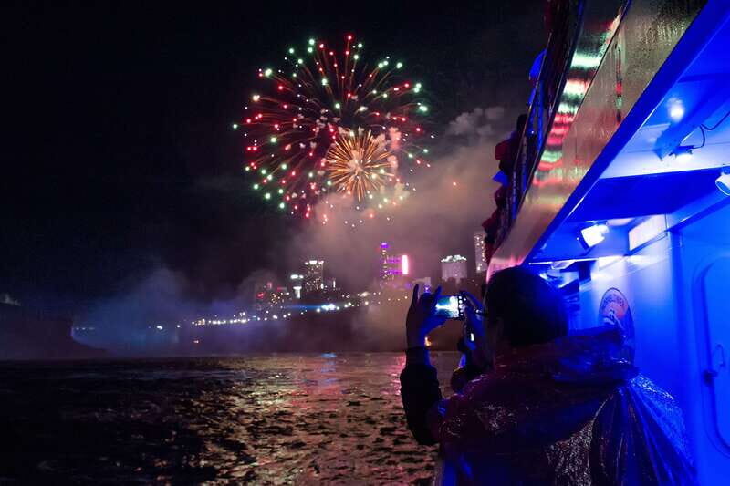 Niagara Falls, Canada: Evening Fireworks Cruise - Where to Stand on the Catamaran for the Best Falls + Fireworks