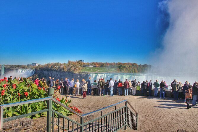 Niagara Falls Canada: Helicopter + Boat + Lunch & more US Pick-up - A day built around Horseshoe Falls from three angles