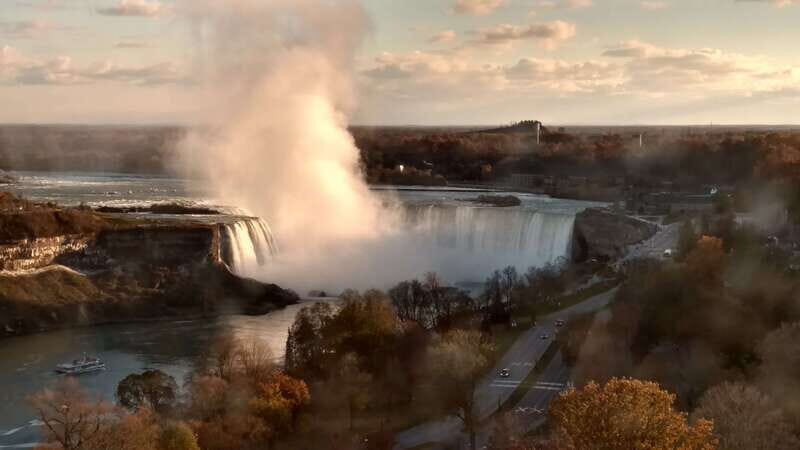 Niagara Falls, Canada: Niagara SkyWheel Ticket - Gondola Comfort and Motion: Good News if Heights Make You Hesitate