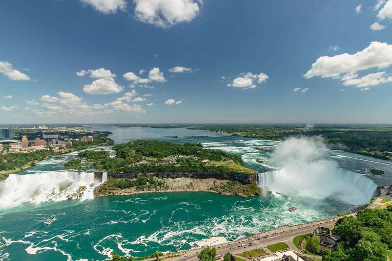 Niagara Falls, Canada: Skylon Tower Observation Deck Ticket - Skylon Tower in One Look: 236 Meters Over Niagara Gorge