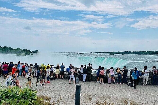 Niagara Falls Day Tour from Toronto Includes Boat Tour and Winery - Stop 2: Table Rock Welcome Centre (Where You’ll Feel the Mist)