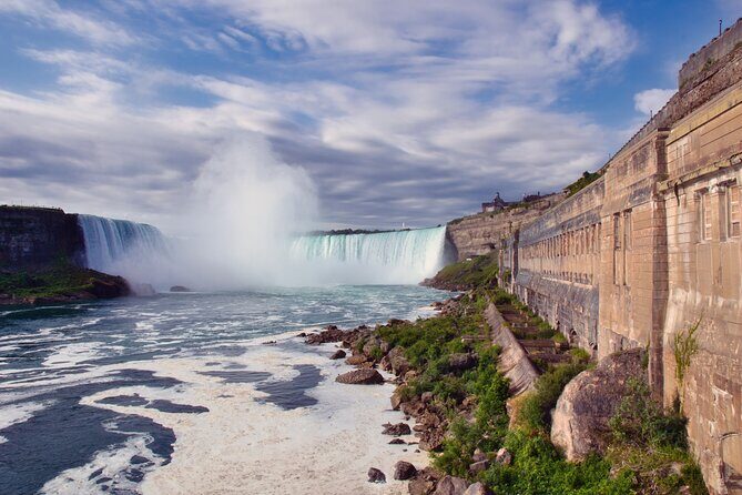 Niagara Falls Day Tour from Toronto with Boat Cruise and Lunch - Key things to know before you go