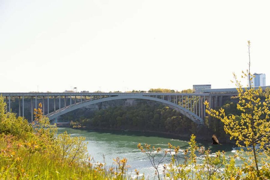 Niagara Falls: Early Access Boat & Journey Behind the Falls - What to expect from the guide experience