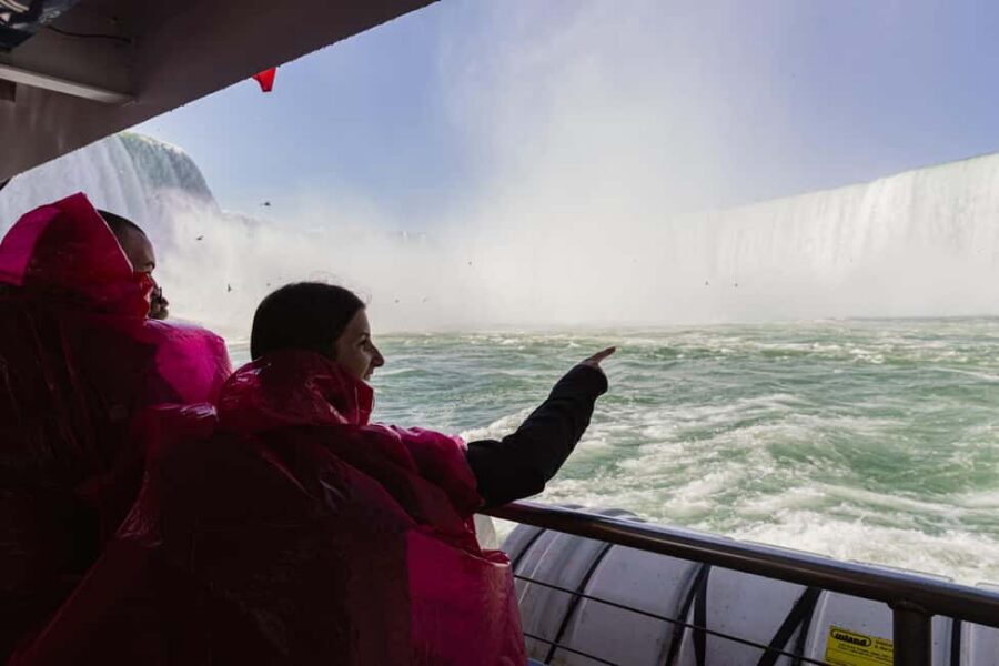 Niagara Falls: Early Access Boat & Journey Behind the Falls - Where you meet and how the start stays low-stress