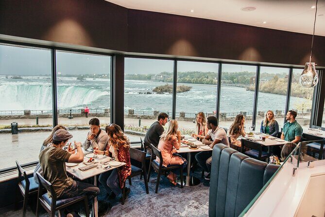 Niagara Falls Evening Tour with Boat, Journey, Dinner & Fireworks - Niagara Falls free time at Clifton Hill: your best chance to go at your pace