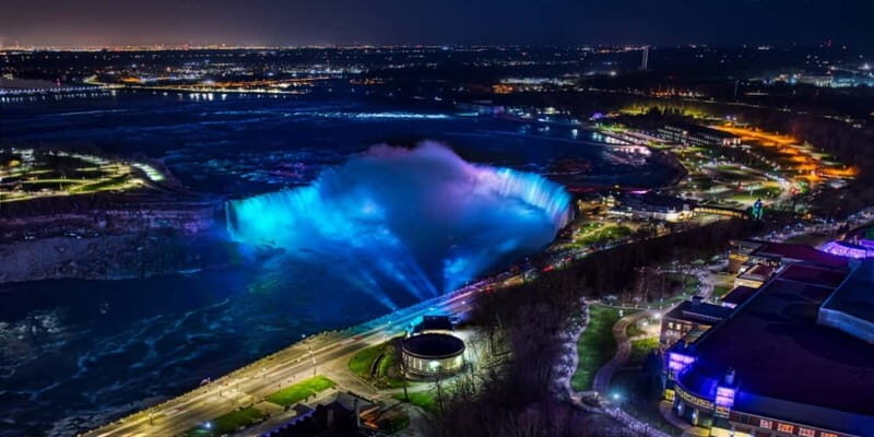 Niagara Falls: Guided Night Tour w/ Dinner & Hotel Transfer - Should you book this Niagara night with dinner and hotel transfer?