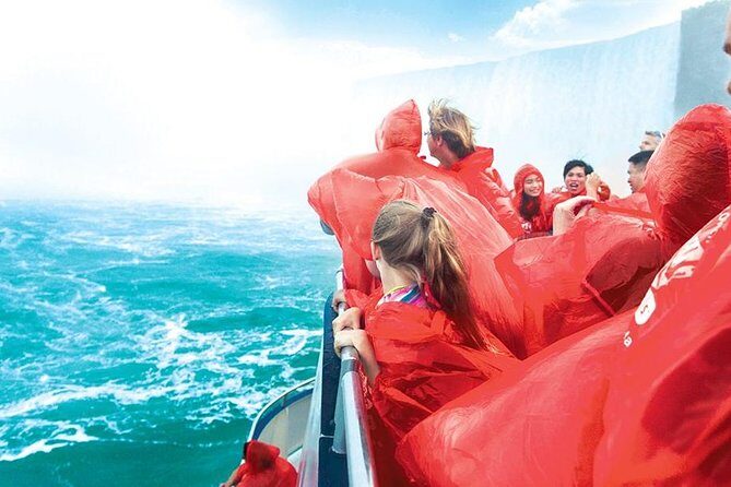 Niagara Falls, Niagara-on-the-Lake, Boat Tour from Toronto - Niagara City Cruises (and the mist factor): how to make your photo time count