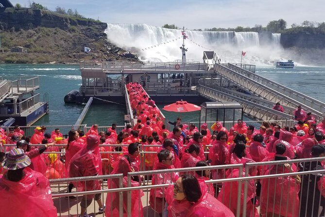 Niagara Falls, Niagara-on-the-Lake, Boat Tour from Toronto - Morning logistics from Toronto: timing, group size, and comfort