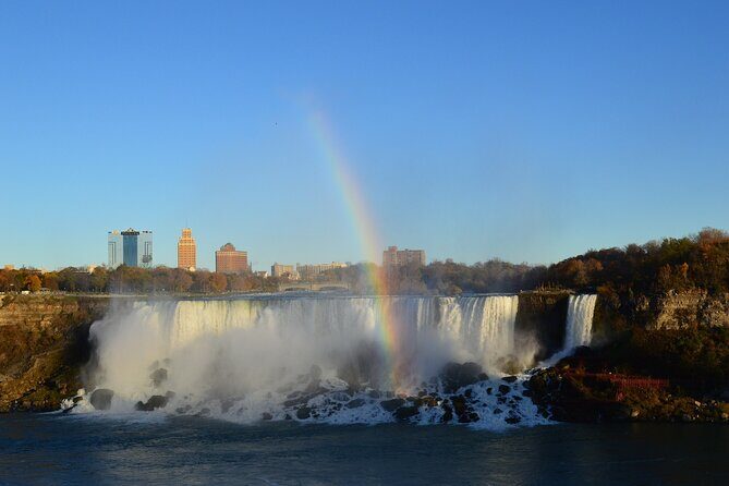Niagara Falls Night Illumination Tour: Holiday Edition - Holiday lights after dark: what makes this tour feel special