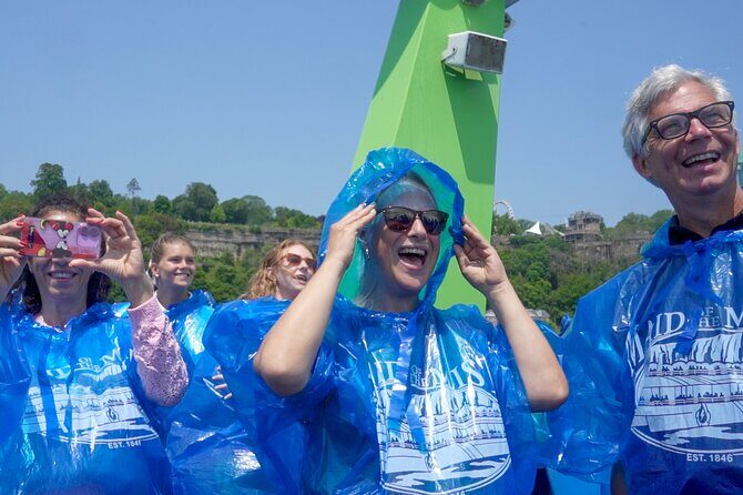 Niagara Falls Small Group Tour w/Helicopter and Maid of the Mist - Goat Island and the connected viewpoints: history plus a great walking loop