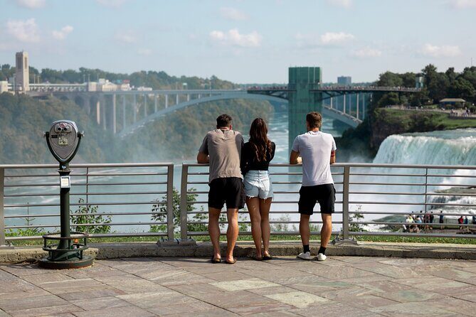 Niagara Falls USA: Maid of the Mist & Cave Adventure - Cave of the Winds Gorge Walk and Hurricane Deck: the closest you’ll stand to the spray