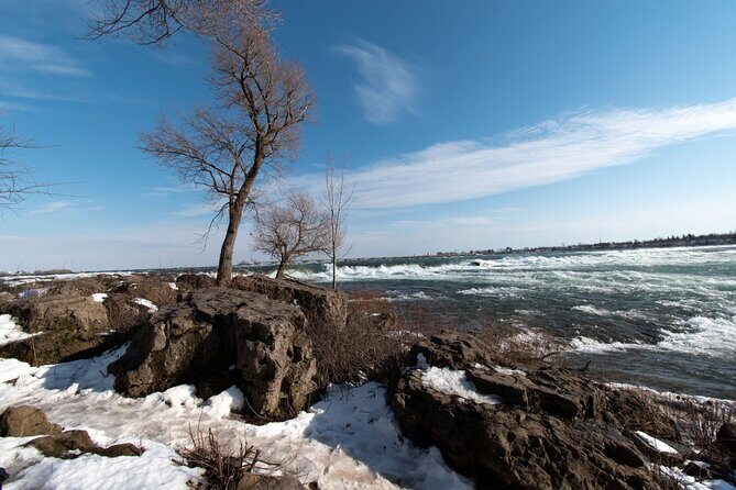 Niagara Falls USA Winter Wonderland State Park Tour with Pickup - Cave of the Winds: The Gorge Descent and the Tesla Connection