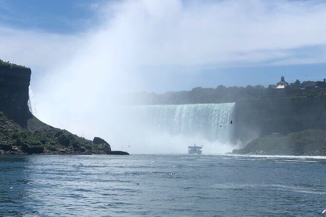 Niagara Falls VIP Private SUV Tour: Helicopter & Boat included - Sheraton Fallsview lunch option: plan for it, but don’t bet your standards on it