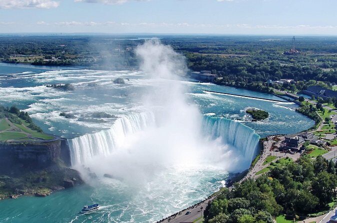 Niagara Falls VIP Private Tour Minimum 2 Guests - Living Water Wayside Chapel: the Guinness-size moment