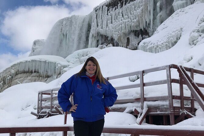 Niagara Falls Winter Wonderland Small Group Tour - Stop 1: Cave of the Winds and the Feel-Right-There Experience