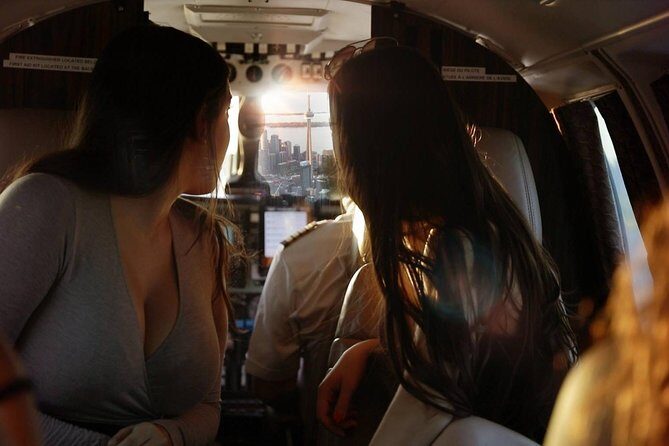 One hour Aerial Tour of Toronto and Niagara Falls with iflyTOTO - Over Niagara Falls at 3,000 feet: the view you can’t fake