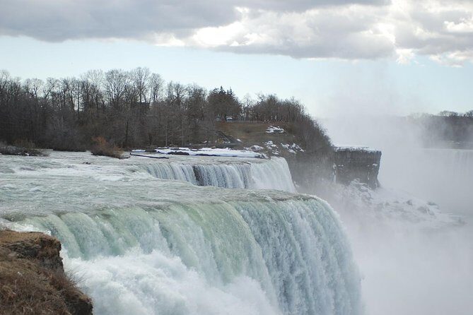 Private Customizable Niagara Falls Day Tour from Toronto Downtown - Table Rock Welcome Centre: your best launch point