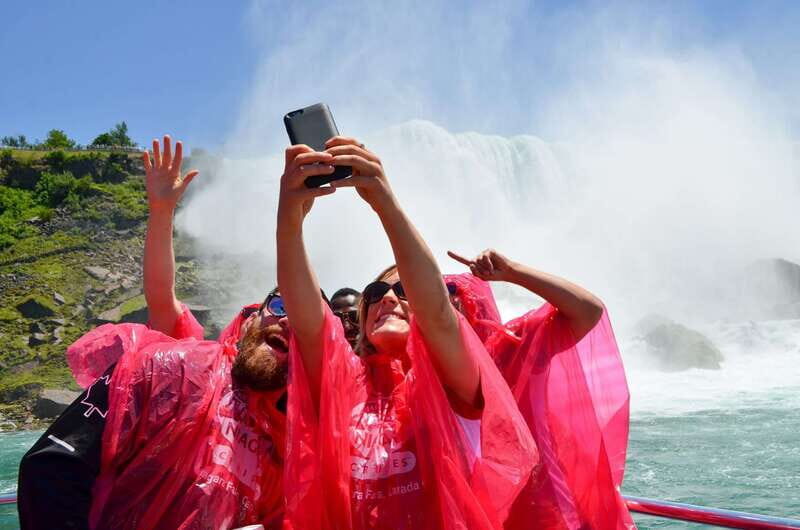 Toronto: Niagara Falls Bus Tour with Maple Tasting and NOTL - Key Things I’d Watch For