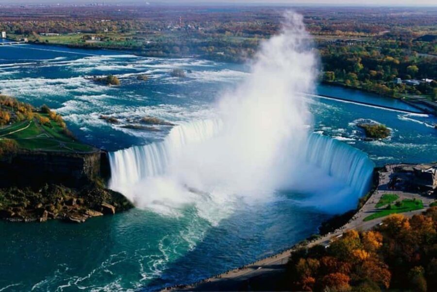 Toronto: Niagara Falls Tour Boat, Tower & Behind the Falls - Lunch situation: plan for food, since lunch isn’t included