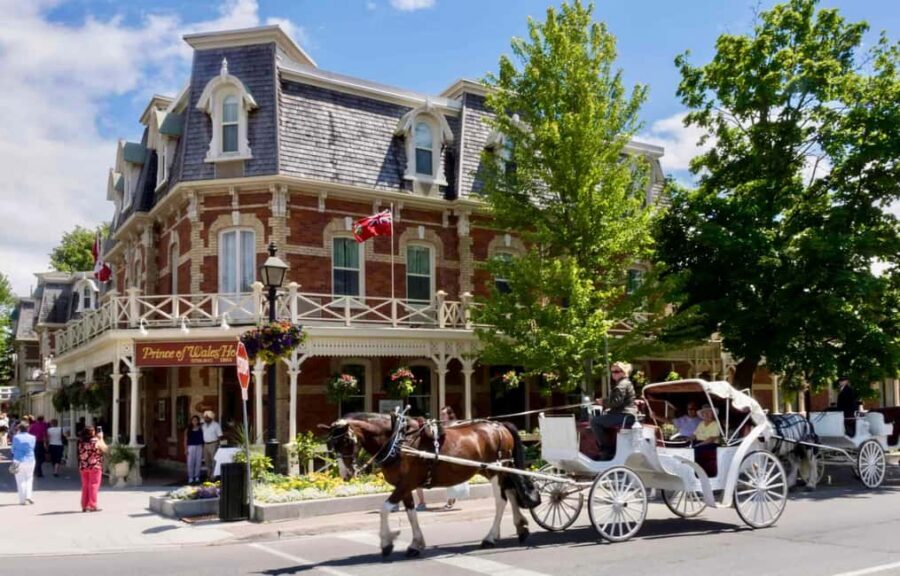 Toronto: Niagara-on-the-Lake, Wine Tasting & Chocolate Tour - Niagara-on-the-Lake: The 2.5 Hours You Actually Use