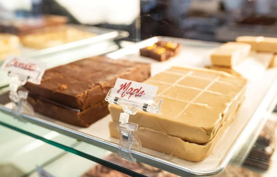 Toronto: Niagara-on-the-Lake, Wine Tasting & Chocolate Tour - Living Water Wayside Chapel and the Country-Market Stops