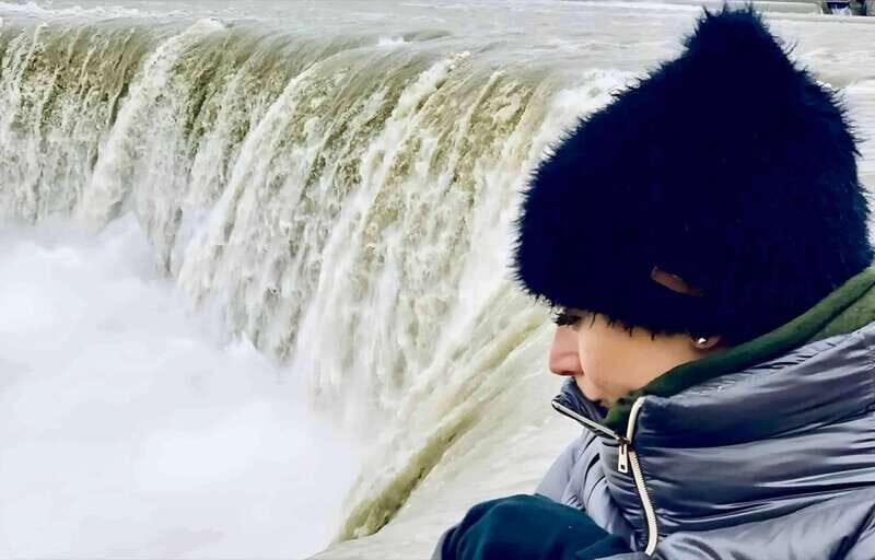 Toronto: Winter Niagara Falls Tour with Attractions Package - The Winter Schedule: Why This 9-Hour Format Works