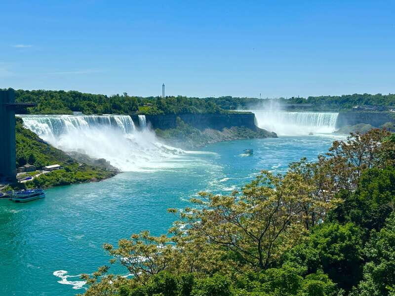 Walking Tour of Niagara Falls Canada and Hornblower Boat - Why this Niagara Falls walk + Hornblower combo works