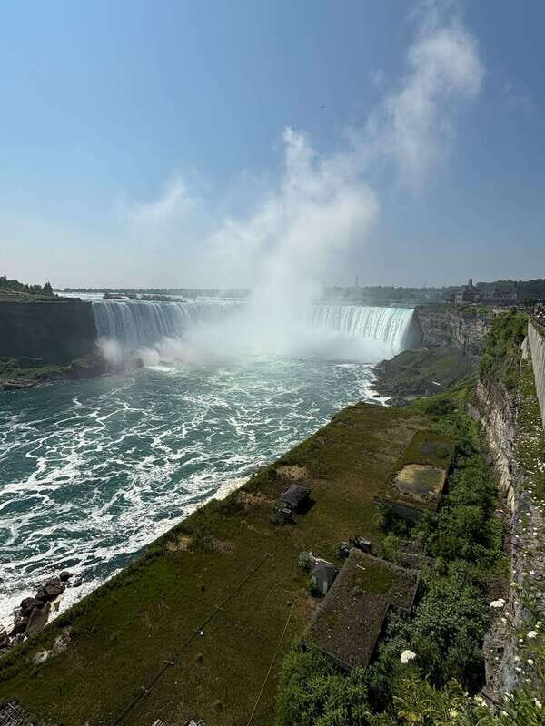 Walking Tour of Niagara Falls Canada and Hornblower Boat - Finding the meeting point: outside the Power Station, not inside